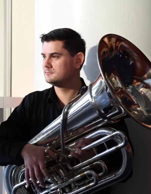 MAURO MARTINS